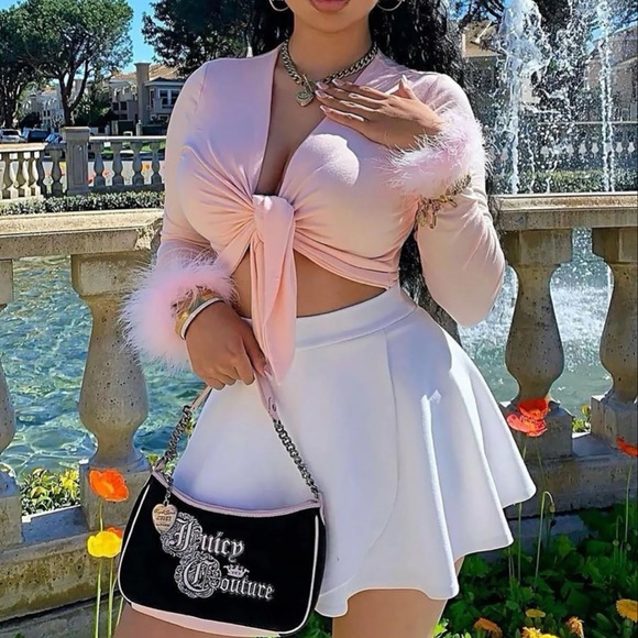 Love On My Mind Top - Picture 2 of 5